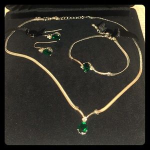 Gold plated Emerald Jewelry Set